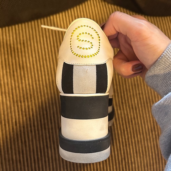 Stella McCartney White Star Sneakers - Picture 4 of 14